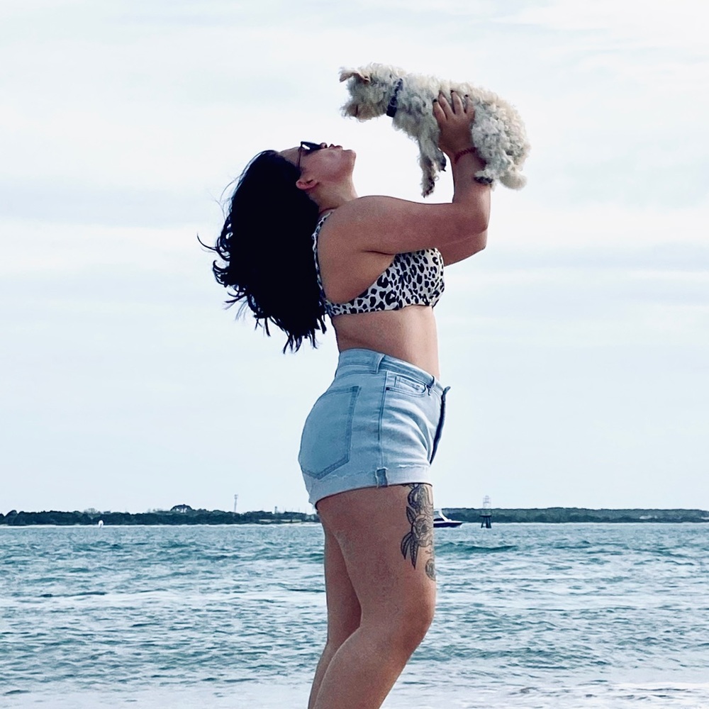 Meet your Posher, Elana